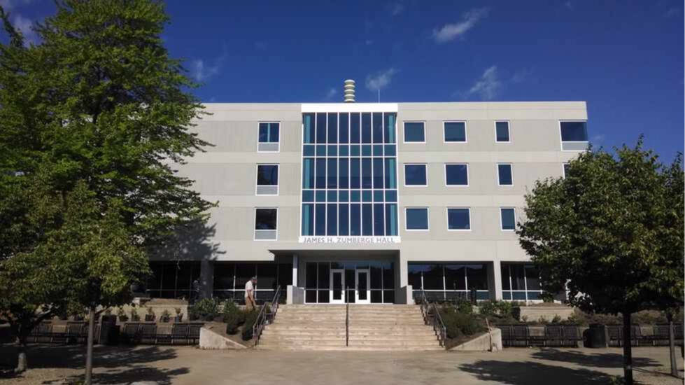 Zumberge Hall main entrance